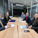 Reunión de trabajo entre funcionarios de la Dirección de Planificación del VEP y del JEM