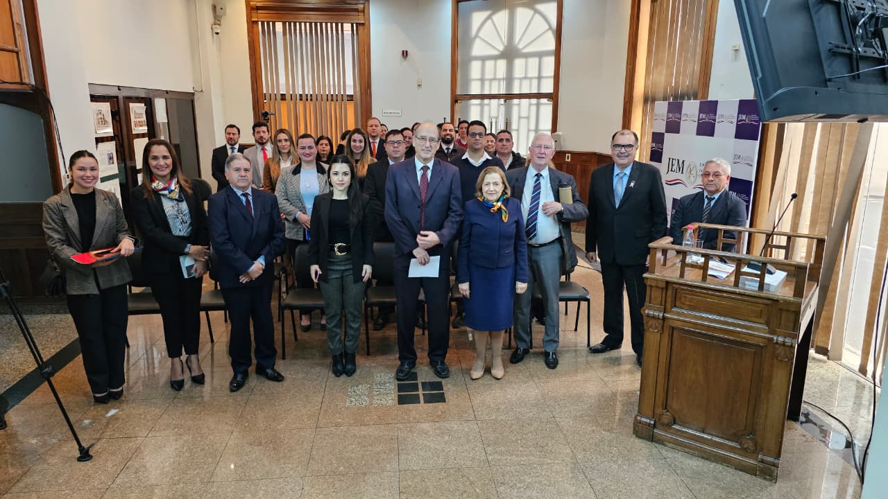 Jornada académica sobre garantías constitucionales y legales