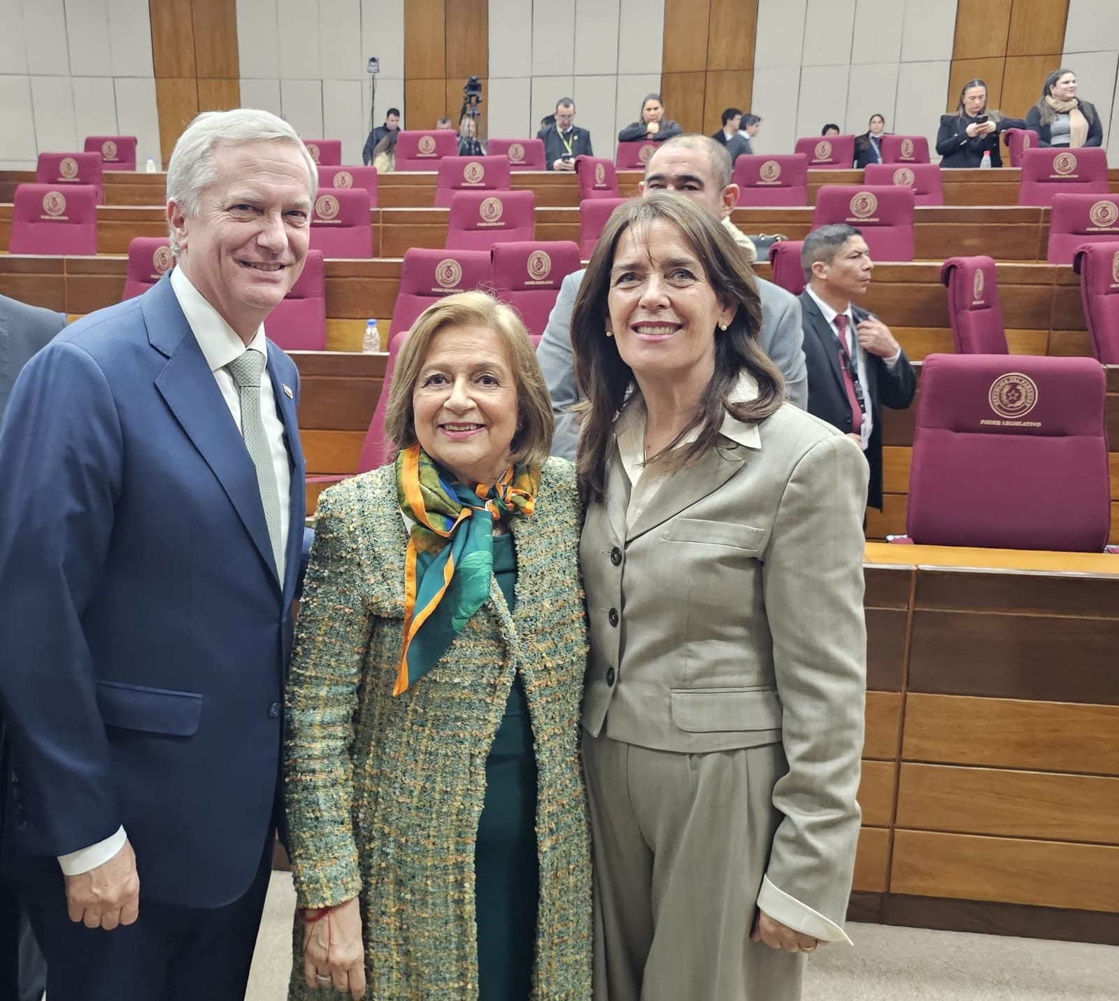 Presidenta del JEM participó de la Sesión de Honor en el Congreso Nacional
